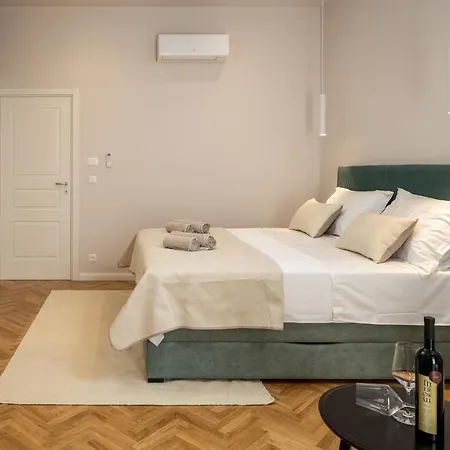 Boutique Lux Odello Old Town