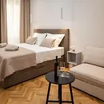 Boutique Lux Odello Old Town Appartamento *