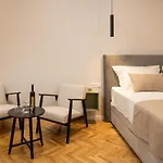 Boutique Lux Odello Old Town Appartamento *