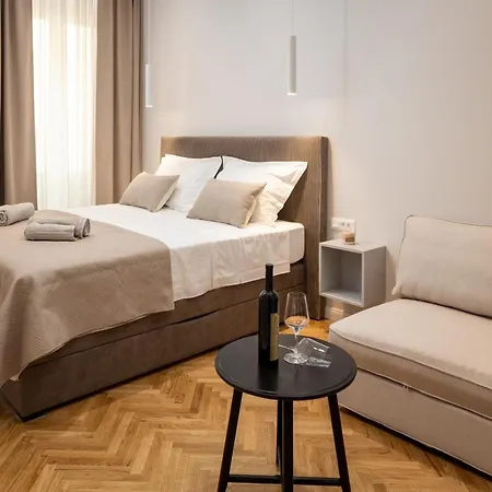 Boutique Lux Odello Old Town Apartamento *