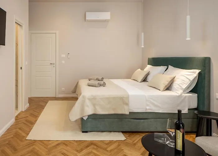 Boutique Lux Odello Old Town